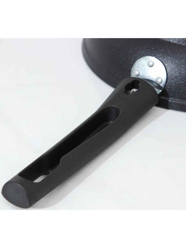 Сковорода «Традиция», d=24 см, стеклянная крышка, съёмная ручка, антипригарное покрытие, цвет чёрный