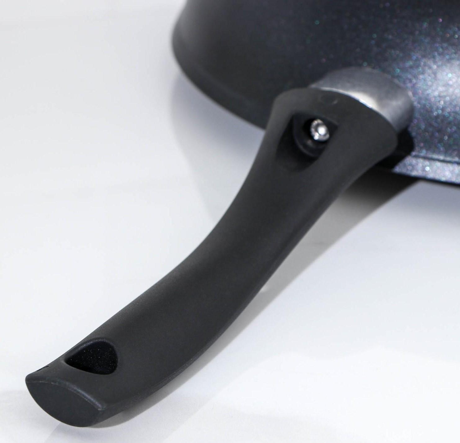 Сковорода «Традиция», d=26 см, пластиковая ручка, антипригарное покрытие, цвет чёрный