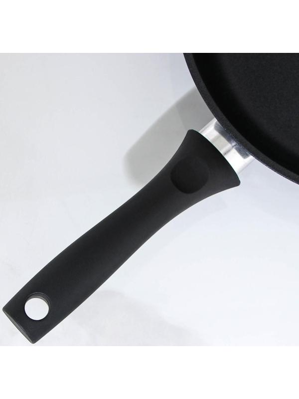 Сковорода «Традиция», d=26 см, пластиковая ручка, антипригарное покрытие, цвет чёрный