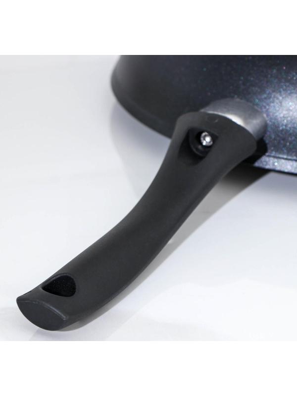 Сковорода «Традиция», d=26 см, пластиковая ручка, антипригарное покрытие, цвет чёрный