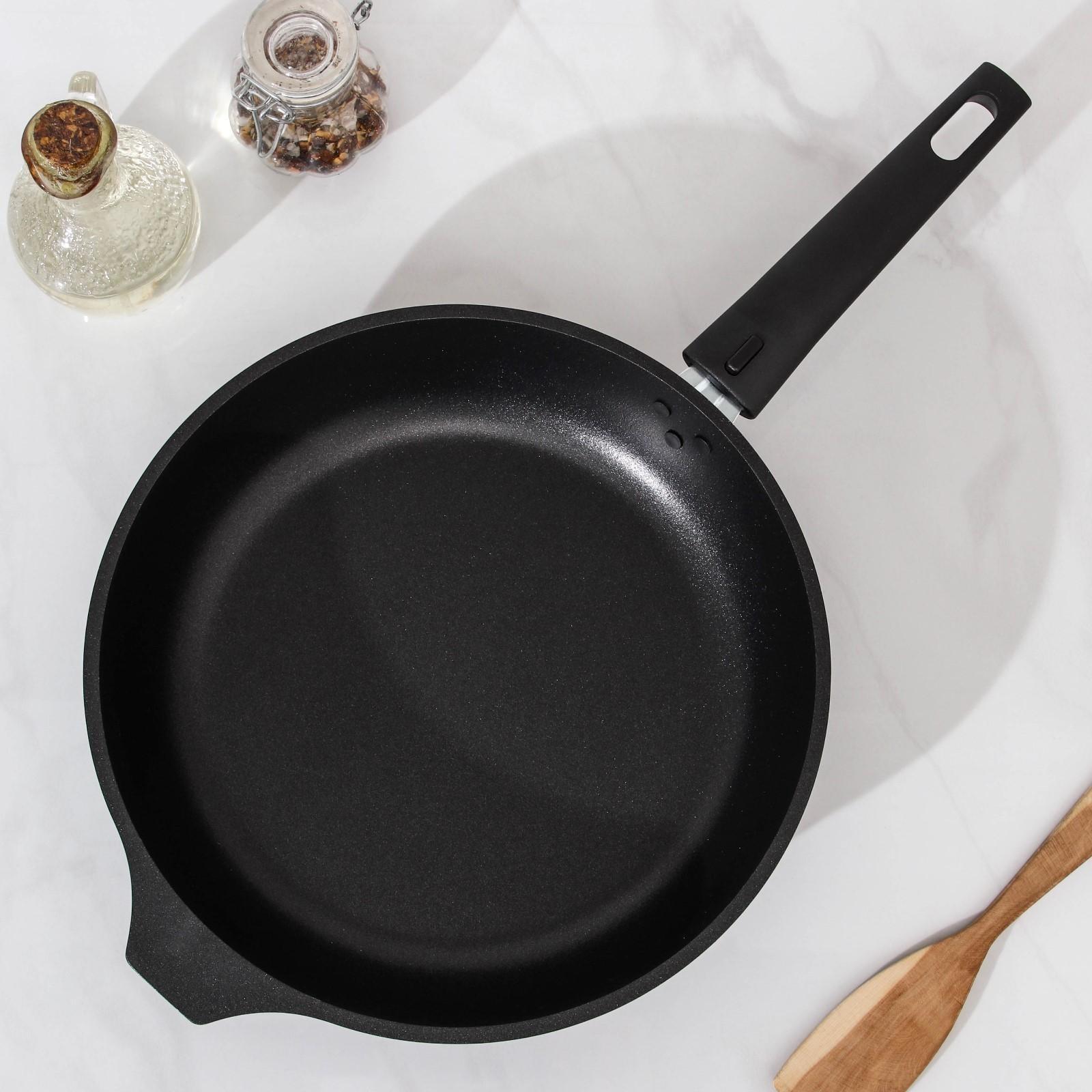 Сковорода «Традиция», d=26 см, съёмная ручка, антипригарное покрытие, цвет чёрный