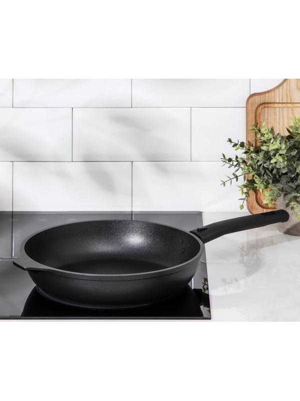 Сковорода «Традиция», d=26 см, съёмная ручка, антипригарное покрытие, цвет чёрный