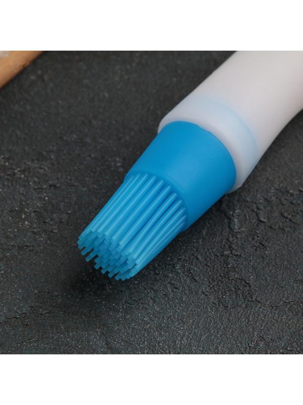 Кисть с резервуаром для масла Доляна «Фобос», 17 см, цвет МИКС