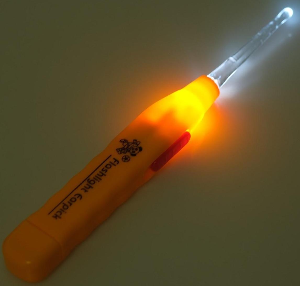 Палочка для чистки ушей Luazon LES-03, LED-подсветка, 3 насадки, от батареек (в комплекте)