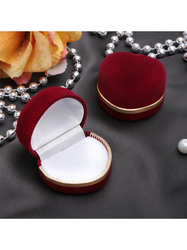 Футляр бархатный под кольцо 