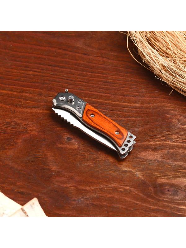 Нож складной полуавтоматический 