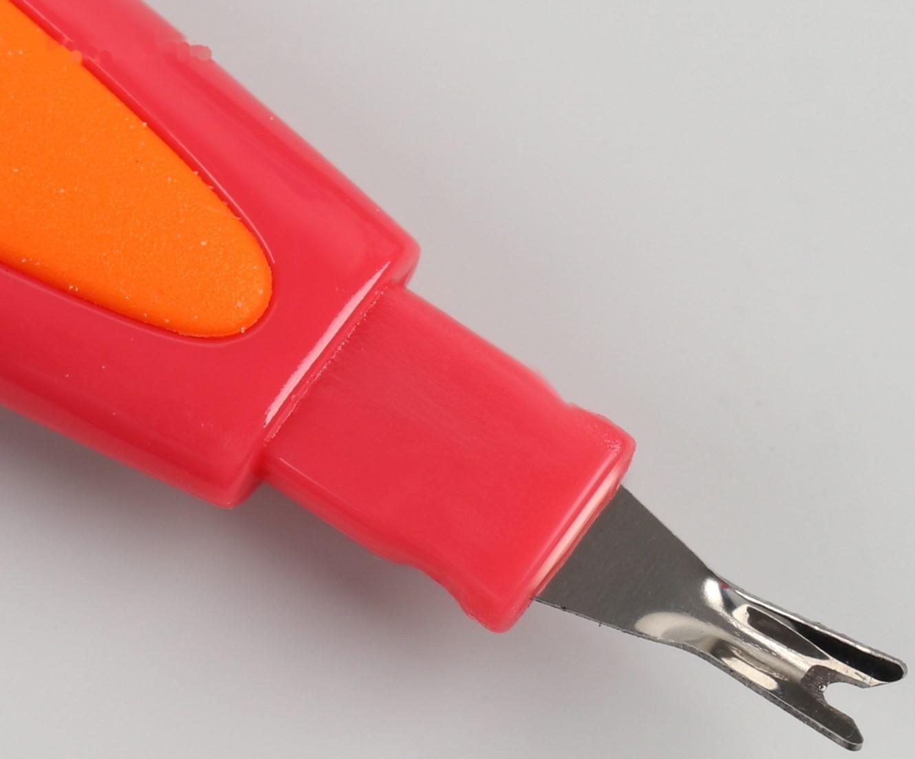 Пилка-триммер металлическая для ногтей, прорезиненная ручка, с защитным колпачком, 19 см, цвет МИКС