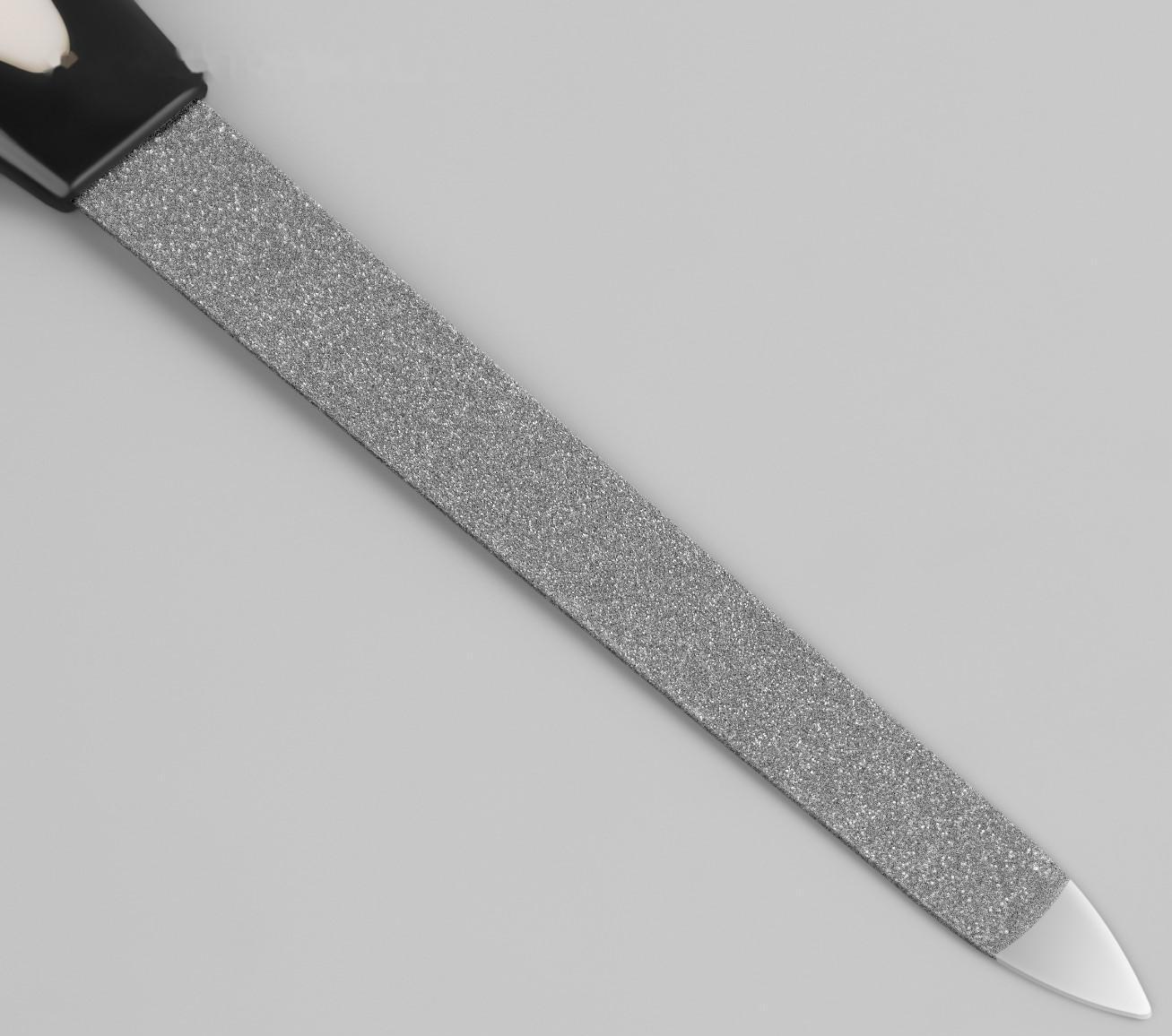 Пилка-триммер металлическая для ногтей, прорезиненная ручка, с защитным колпачком, 17 см, цвет МИКС