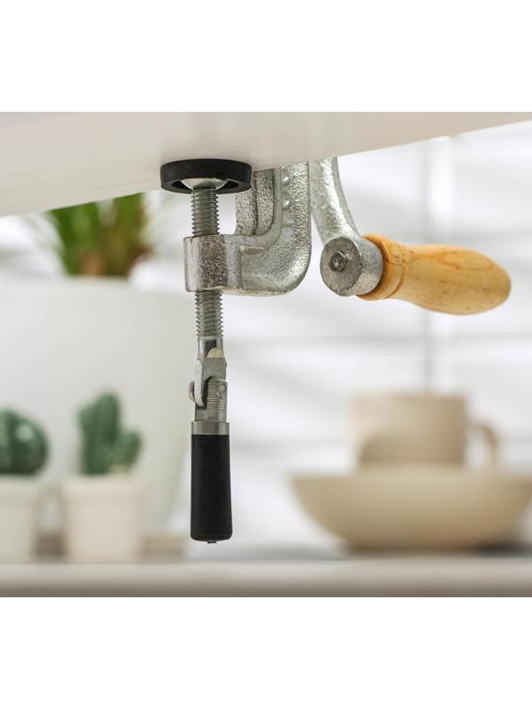 Мясорубка ручная «Уралочка», чугунная