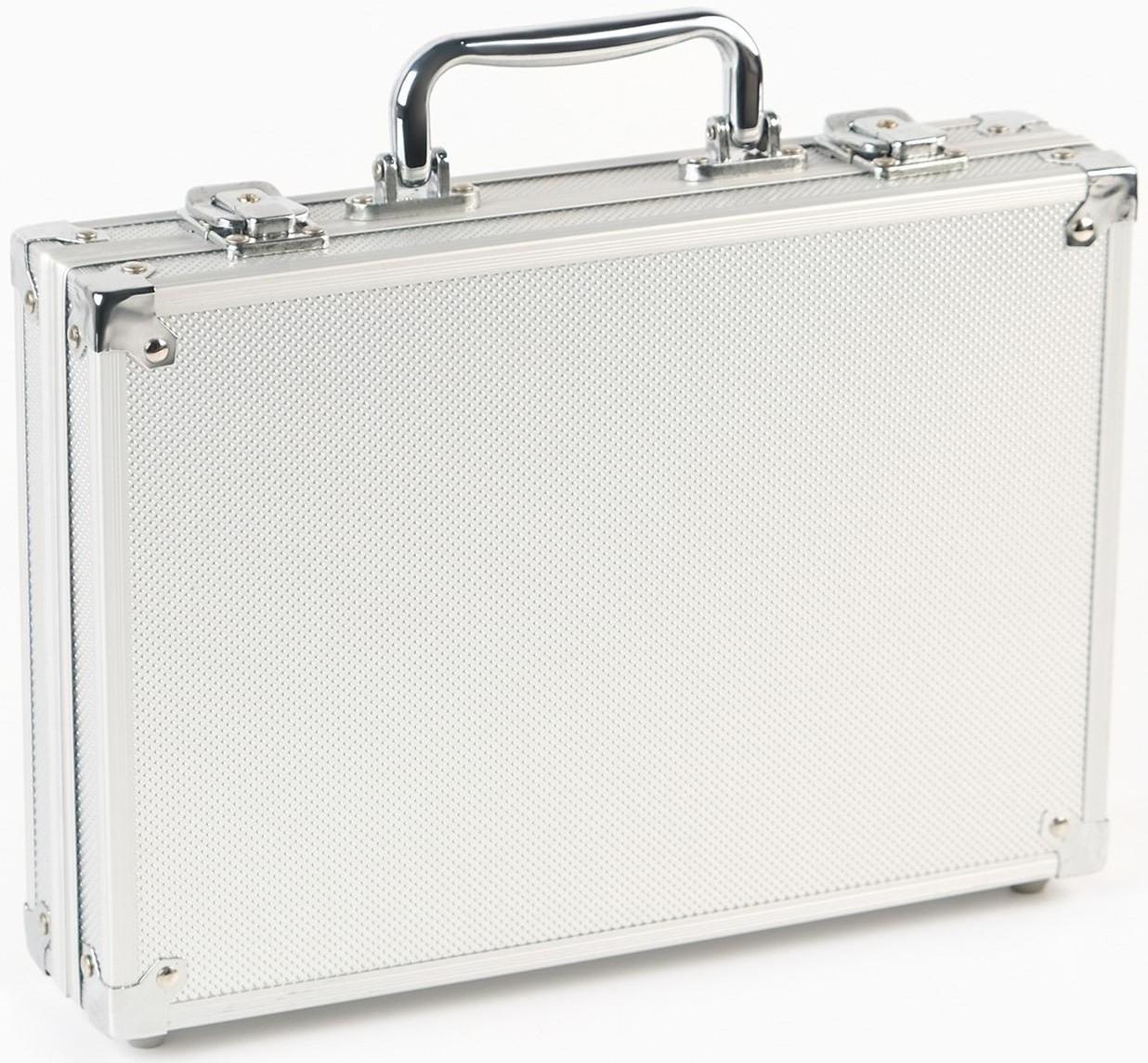 Покер в металлическом кейсе (карты 2 колоды, фишки 200 шт с/номиналом, 5 кубиков), 20.5 х 29 см 4406