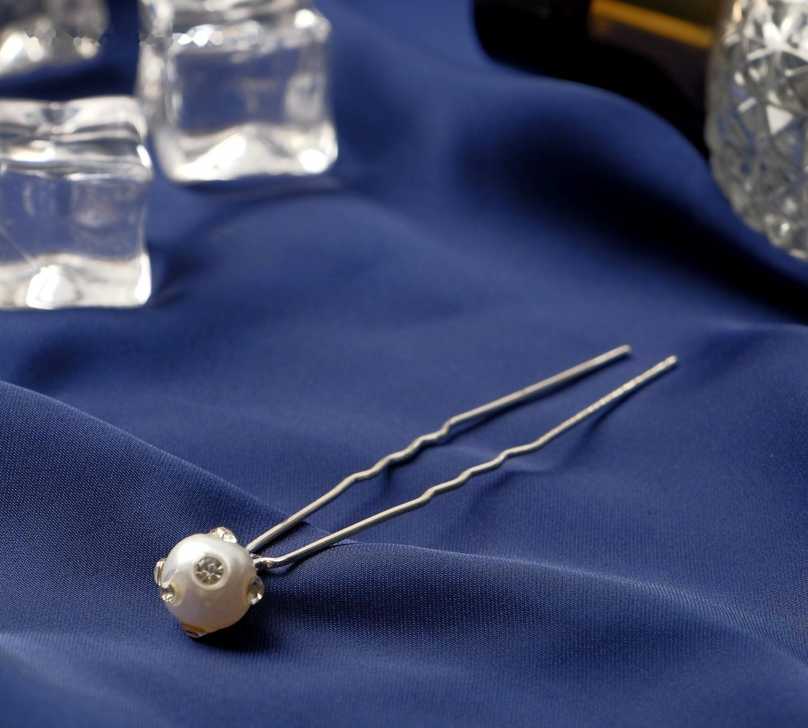 Шпилька для волос 