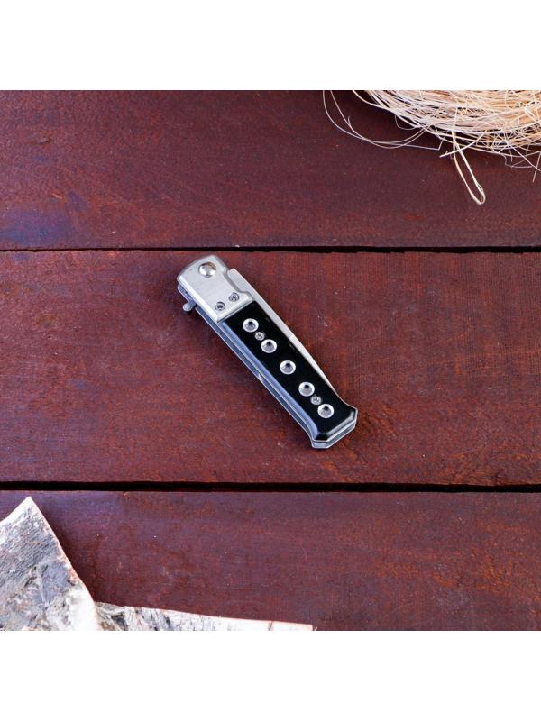 Нож складной полуавтоматический 