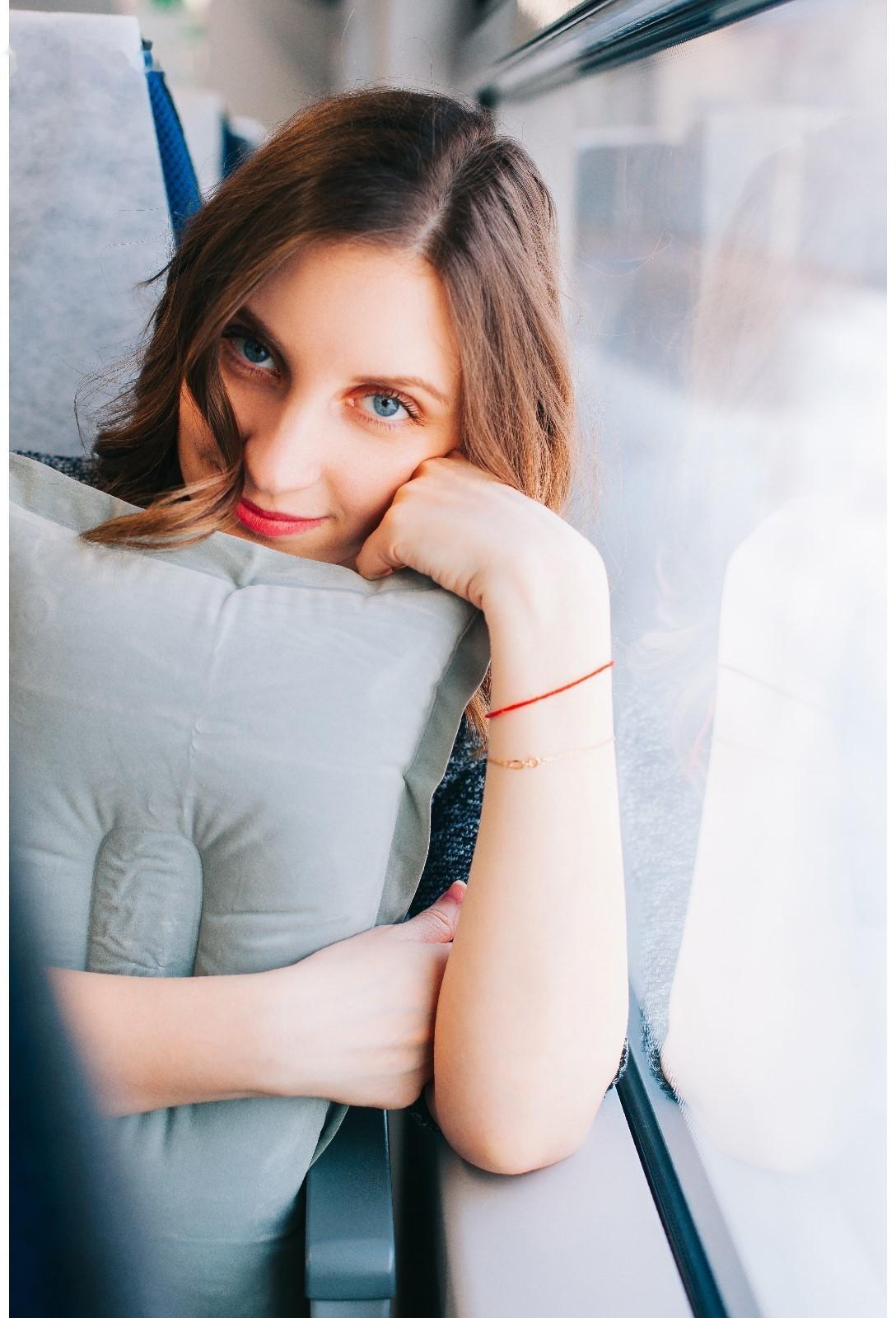 Подушка дорожная, надувная, 24 × 37 см, цвет МИКС