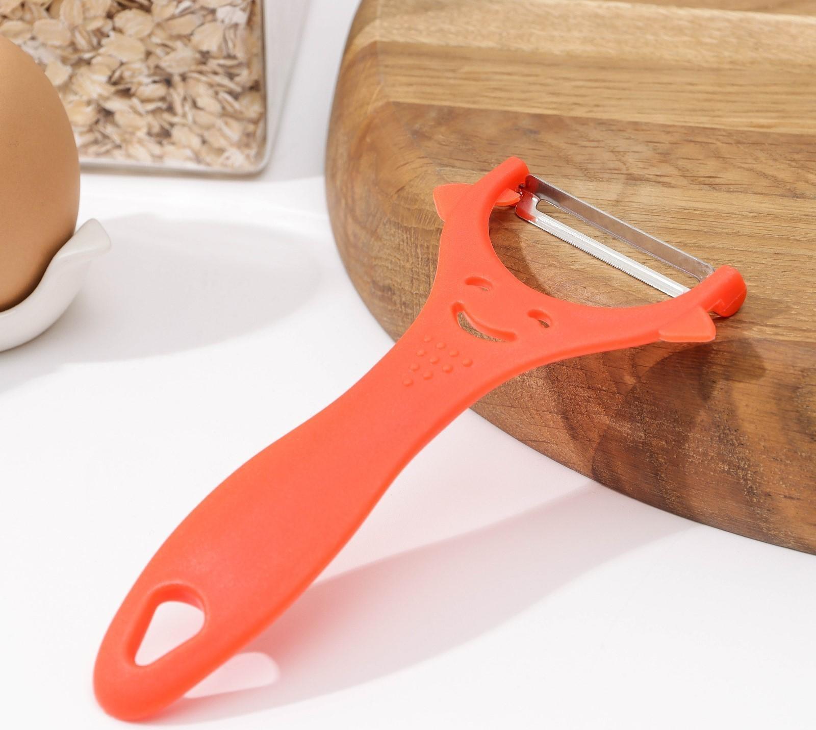 Овощечистка Доляна «Смайлик», 15 см, цвет МИКС