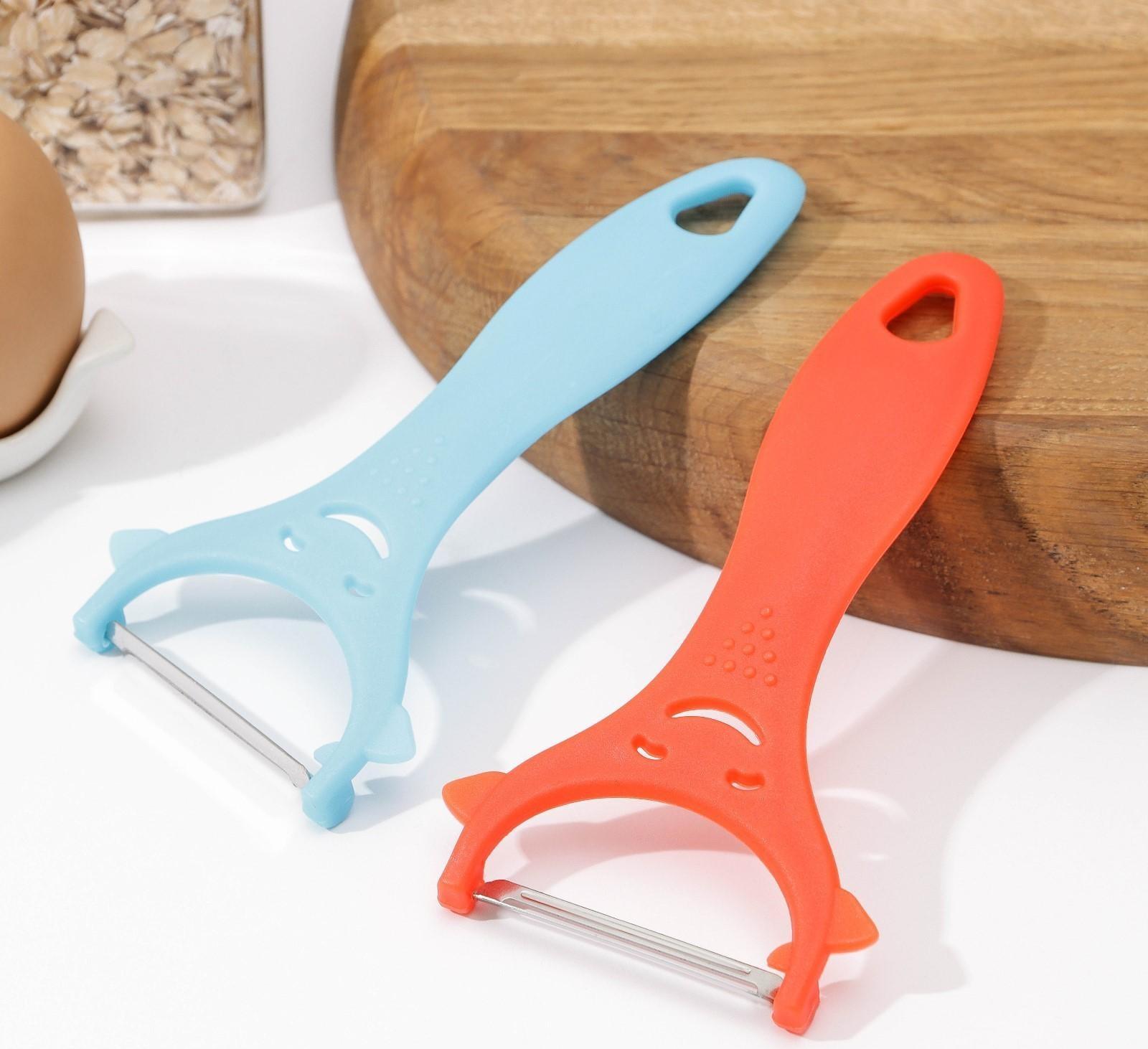 Овощечистка Доляна «Смайлик», 15 см, цвет МИКС