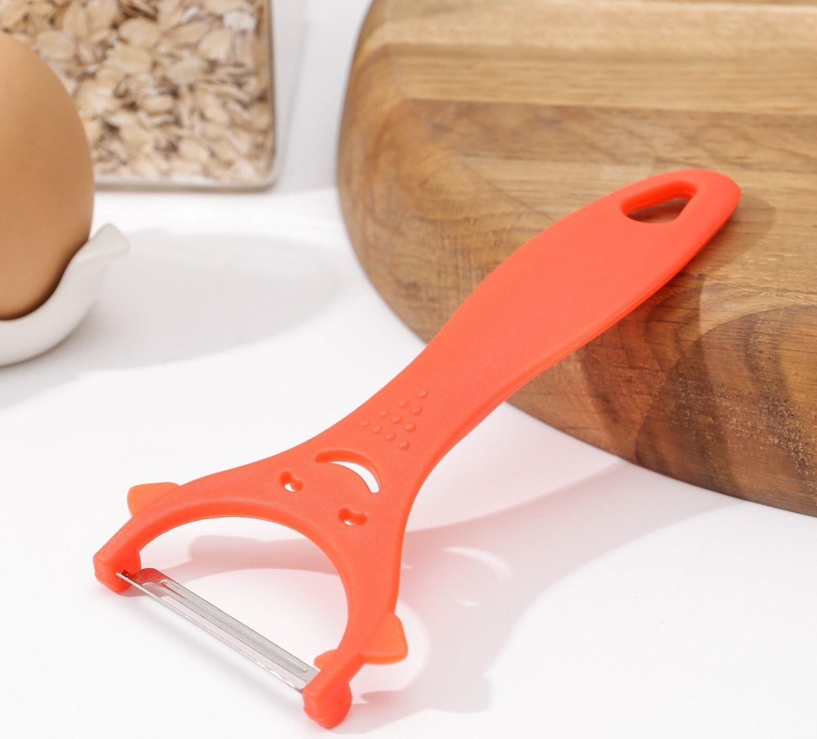 Овощечистка Доляна «Смайлик», 15 см, цвет МИКС