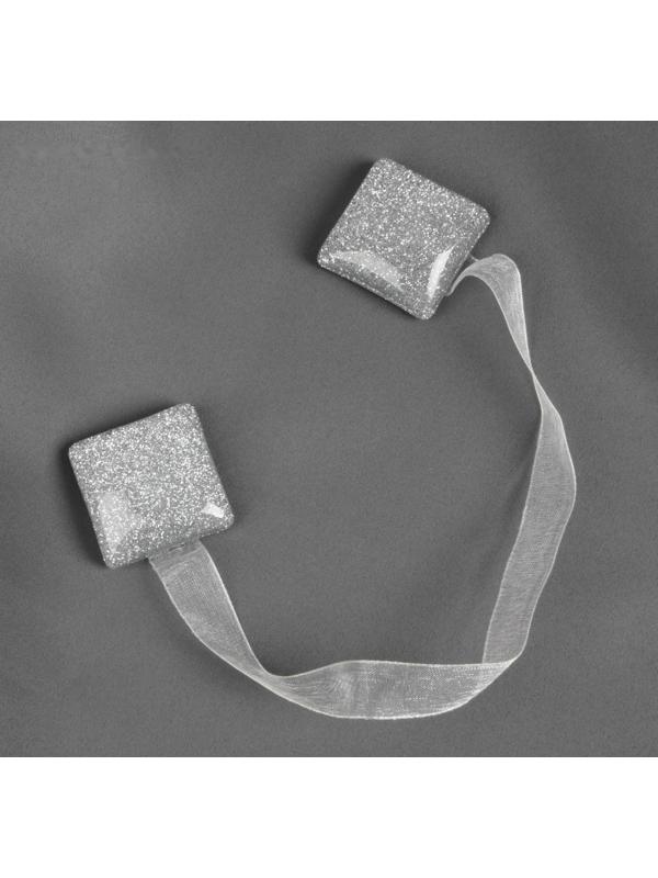 Подхват для штор «Квадрат с блёстками», 3,5 × 3,5 см, цвет серебряный