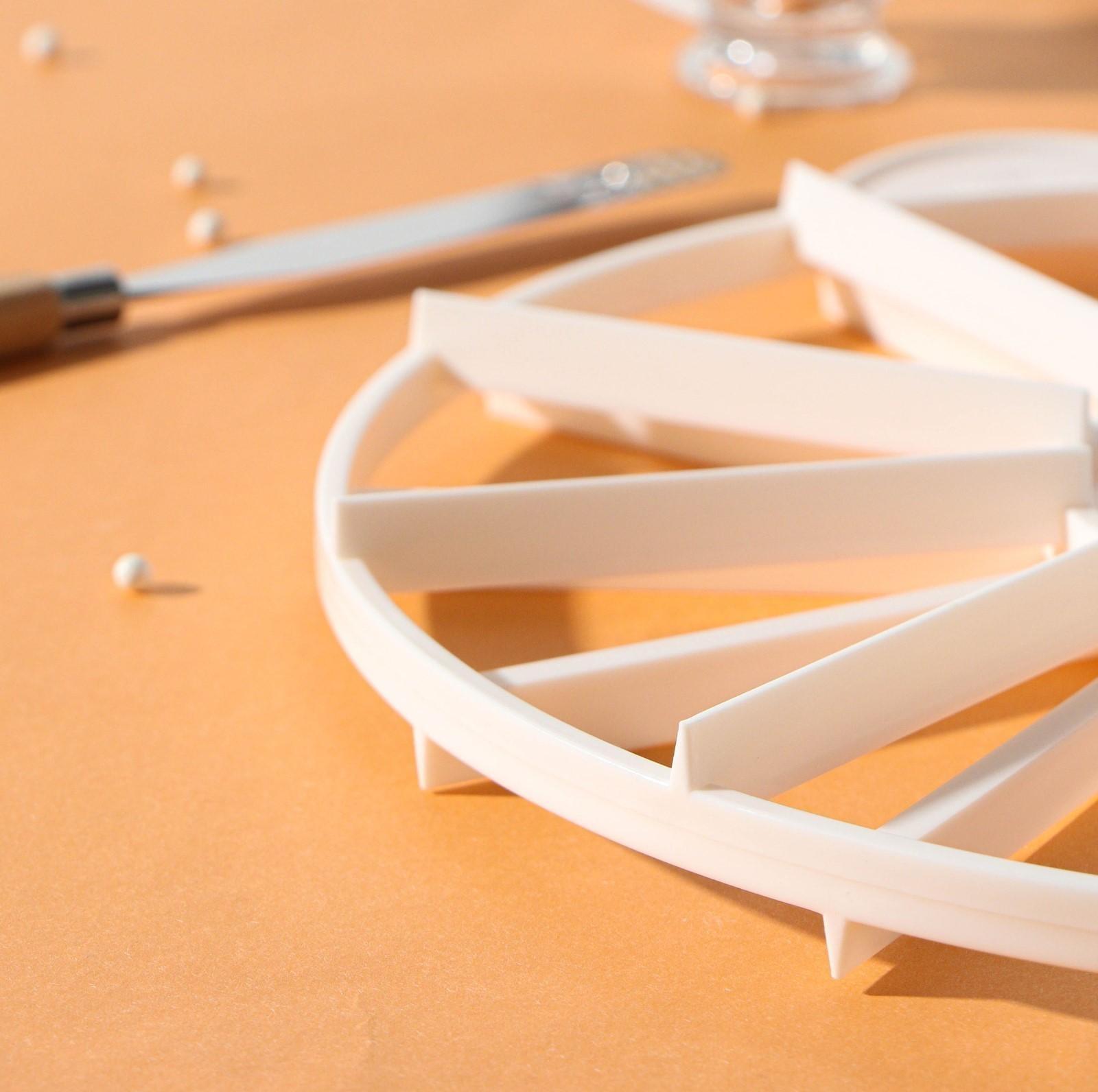 Делитель для торта пластиковый Доляна, 10/12 частей, 26,5 см, цвет МИКС