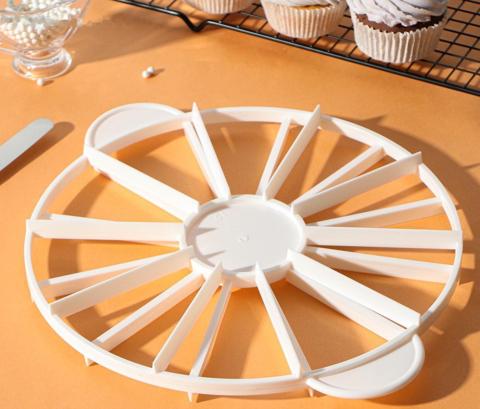 Делитель для торта пластиковый Доляна, 10/12 частей, 26,5 см, цвет МИКС