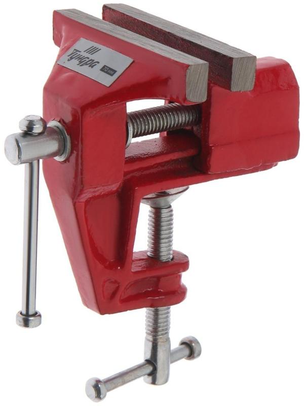 Тиски слесарные ТУНДРА, винтовой зажим, 70 мм