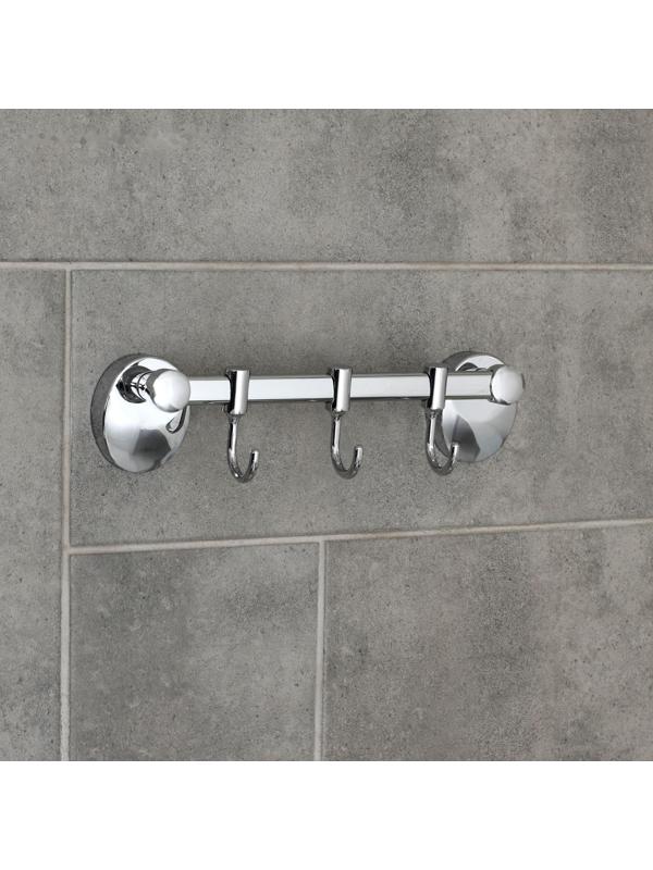 Крючок настенный, двигающийся, на планке Accoona A11091-3, 3 шт, цвет хром