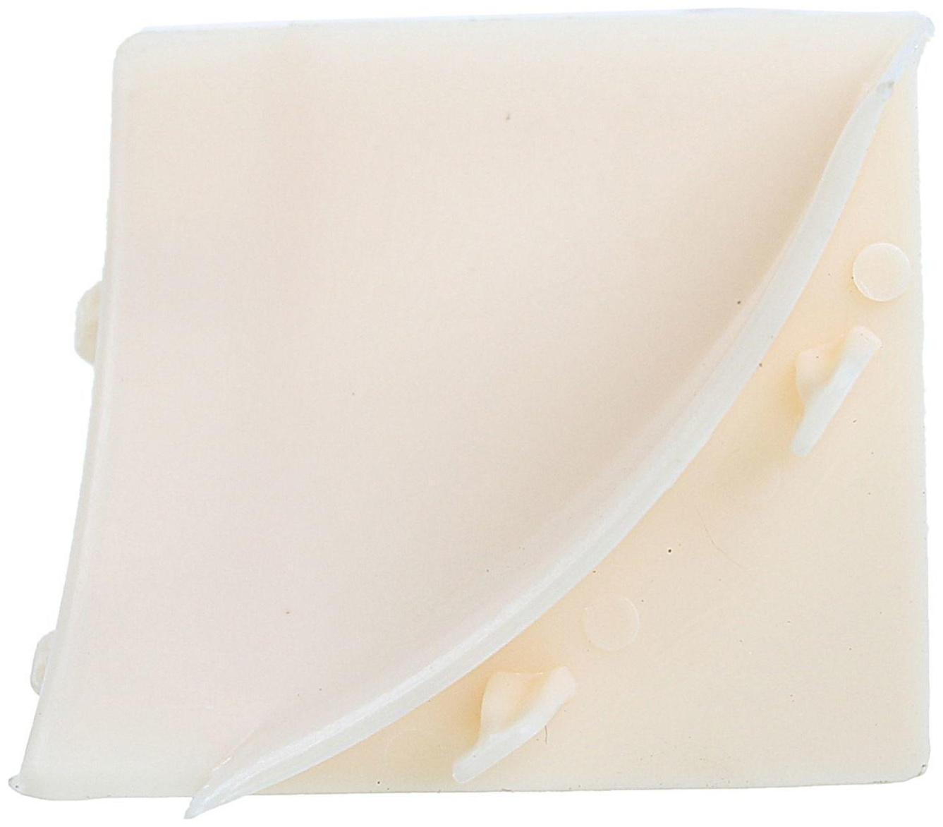 Внутренний угол к плинтусу для столешницы 