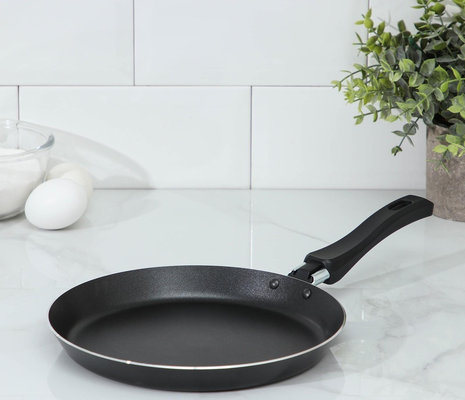 Сковорода блинная PROMO, d=22 см, пластиковая ручка, антипригарное покрытие, цвет чёрный