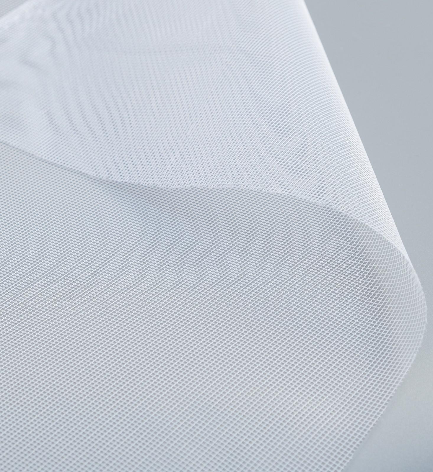 Сетка антимоскитная для окон и дверей, ширина — 150 см, цвет белый (в рулоне 50 м)