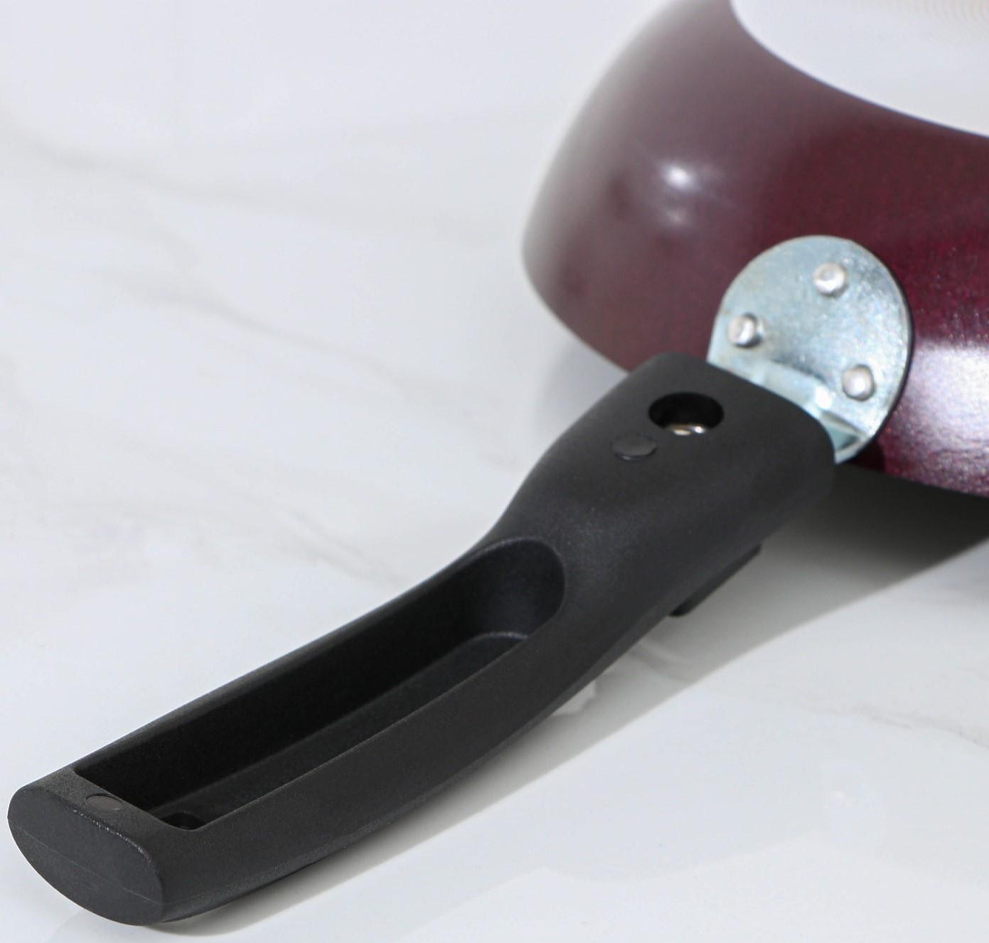 Сковорода «Хозяюшка», d=20 см, съёмная ручка, стеклянная крышка, антипригарное покрытие, цвет бордовый