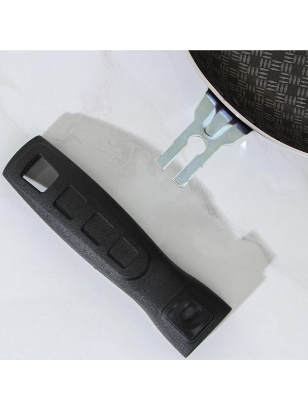 Сковорода «Хозяюшка», d=20 см, съёмная ручка, стеклянная крышка, антипригарное покрытие, цвет бордовый