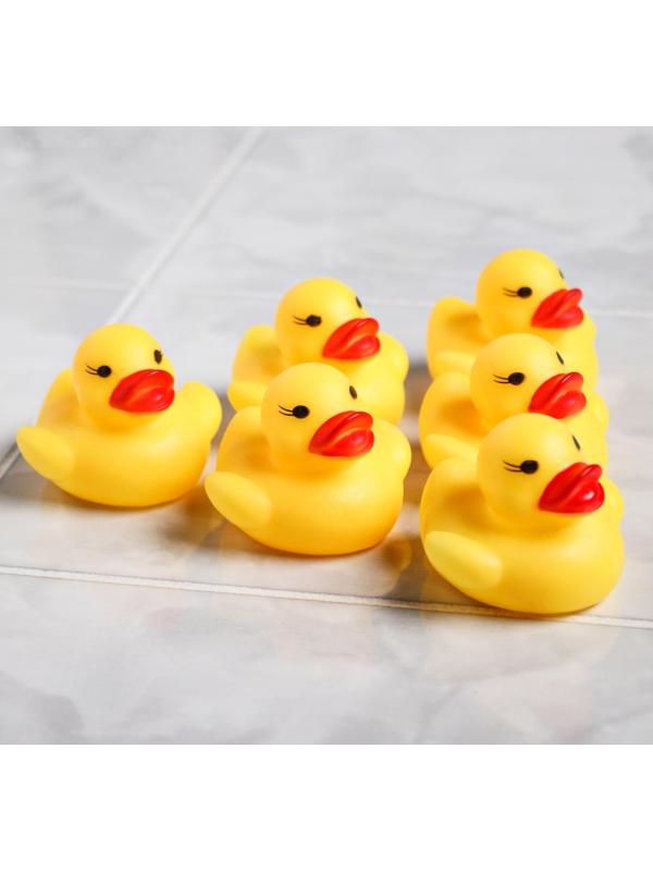 Набор игрушек для игры в ванне «Утки», с пищалкой, 6 шт, размер 5 см