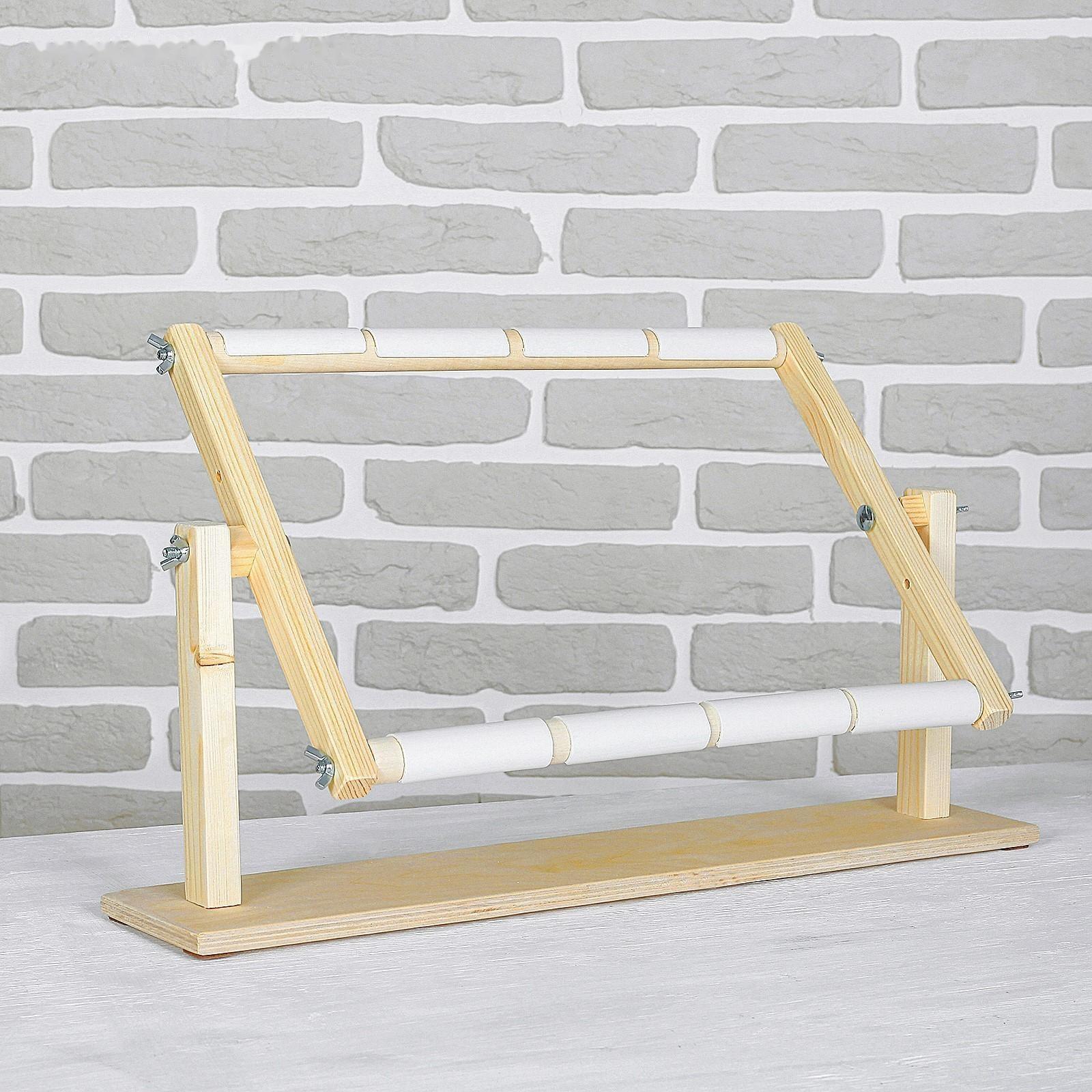 Пяльцы-рамка для вышивания, 30 × 40 см, с подставкой, цвет светлое дерево