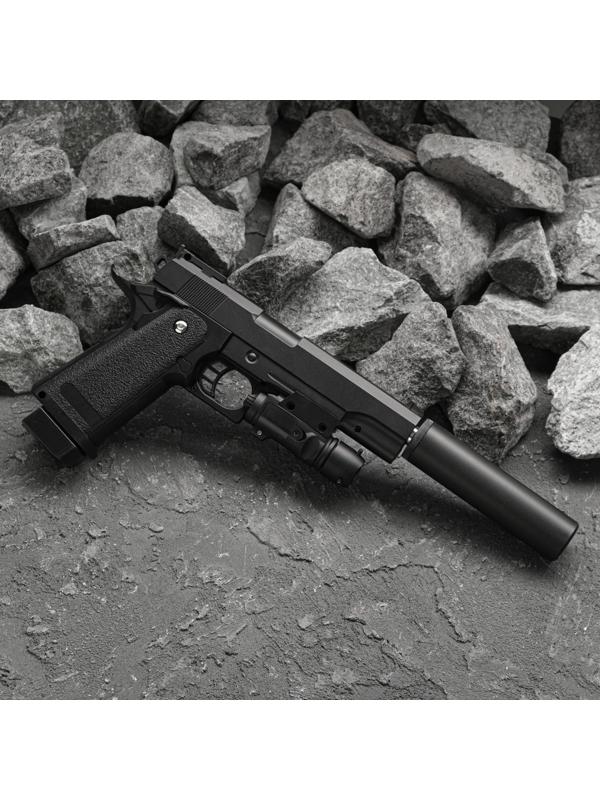 Пистолет страйкбольный 