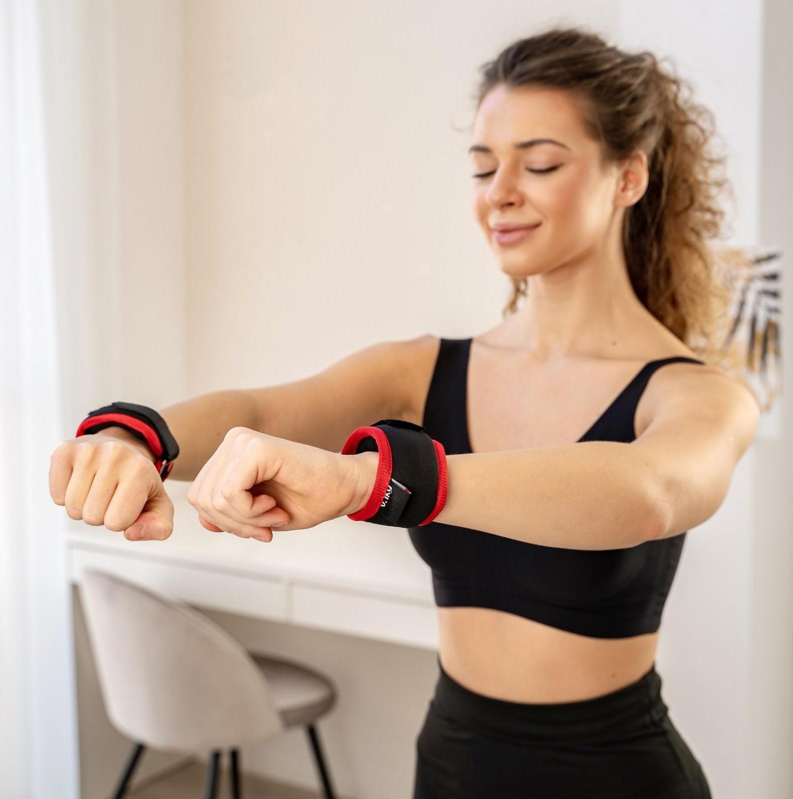 Утяжелители на запястье 2 шт. х 100 г, цвет красный