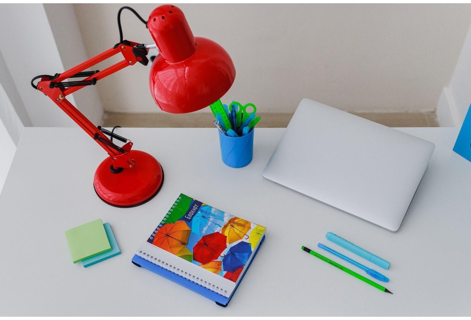 Лампа настольная 810 