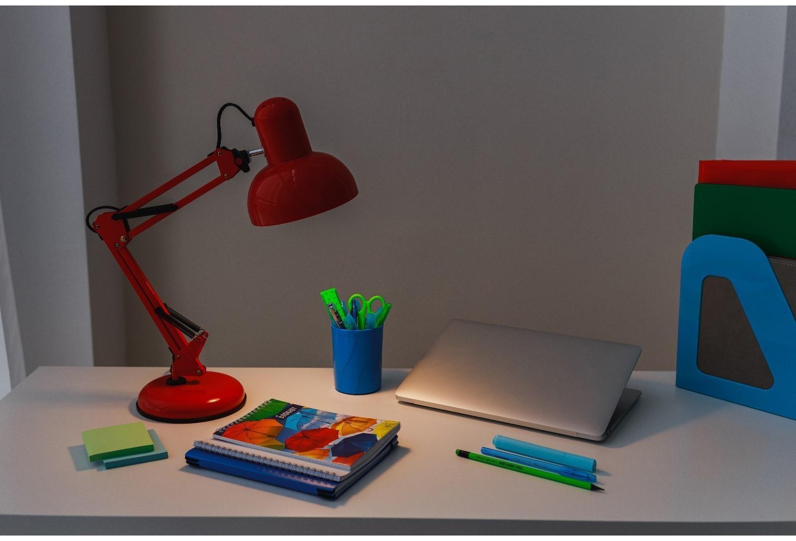 Лампа настольная 810 