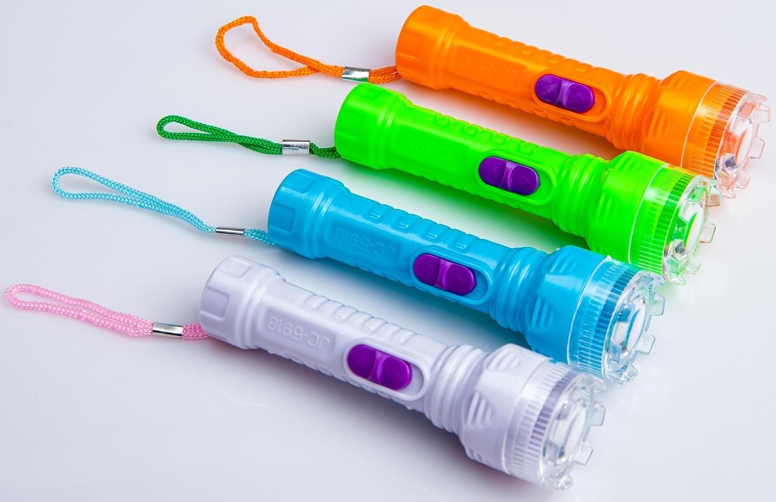 Фонарь ручной 