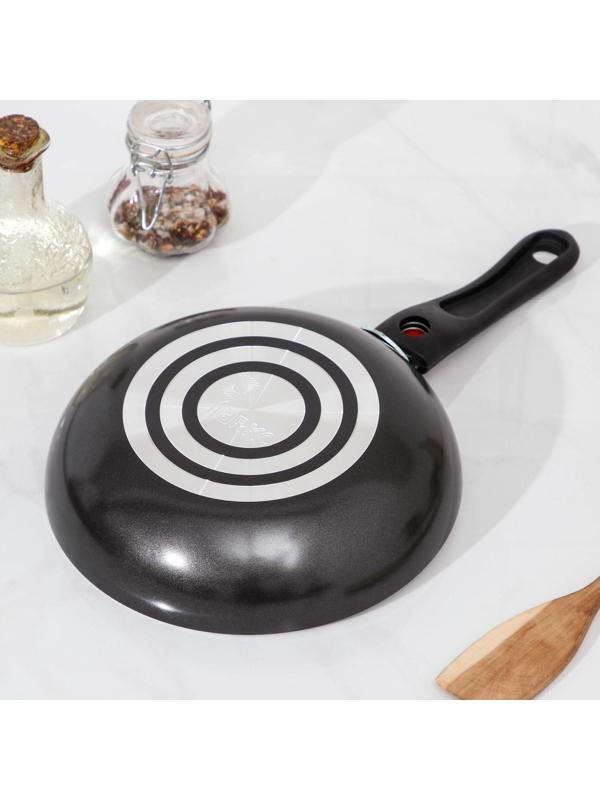 Сковорода Forever, d=20 см, съёмная ручка, стеклянная крышка, антипригарное покрытие, цвет чёрный
