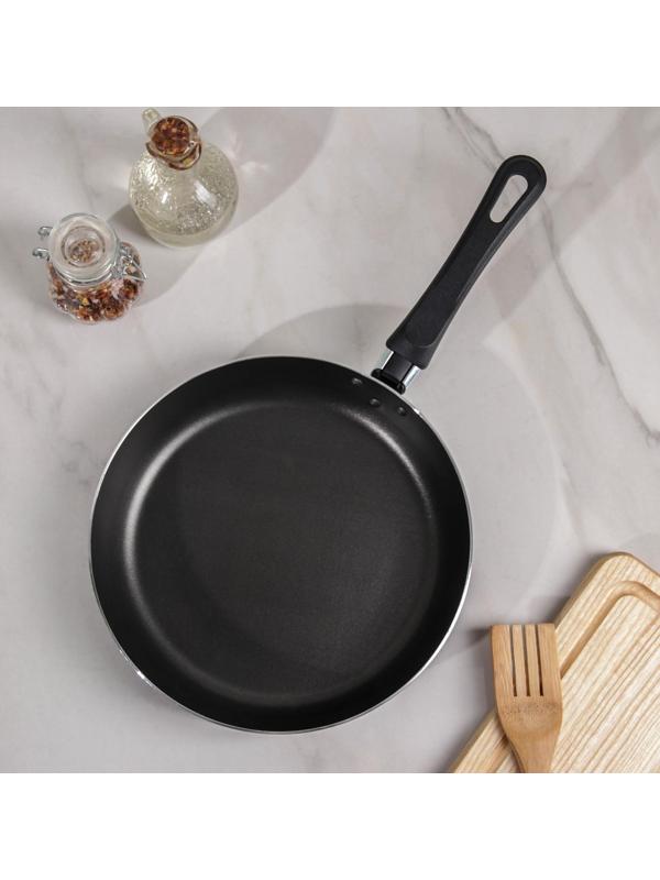Сковорода Promo, d=24 см, стеклянная крышка, пластиковая ручка, антипригарное покрытие, цвет чёрный