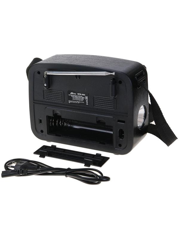 Радиоприемник Ritmix RPR-065 GRAY, функция MP3-плеера, фонарь