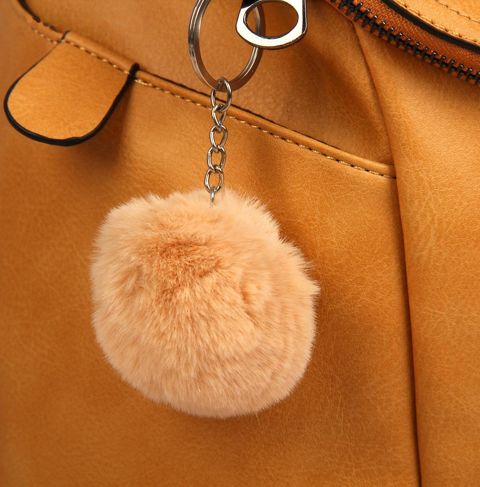 Пушистик на кольце 