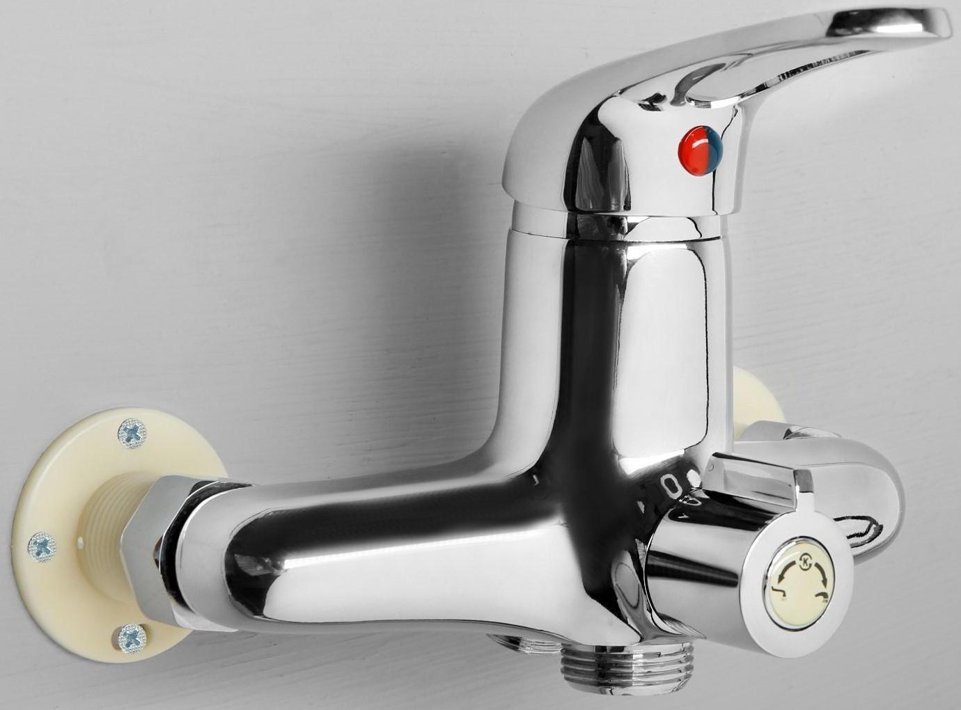 Пластиковое крепление для настенных смесителей на выставочные стенды