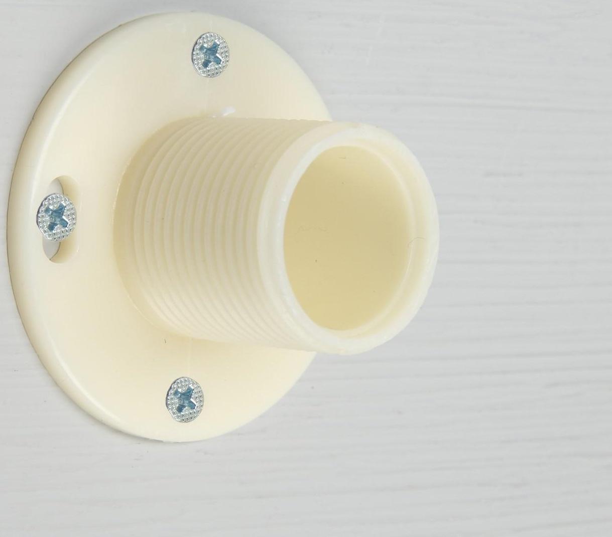 Пластиковое крепление для настенных смесителей на выставочные стенды