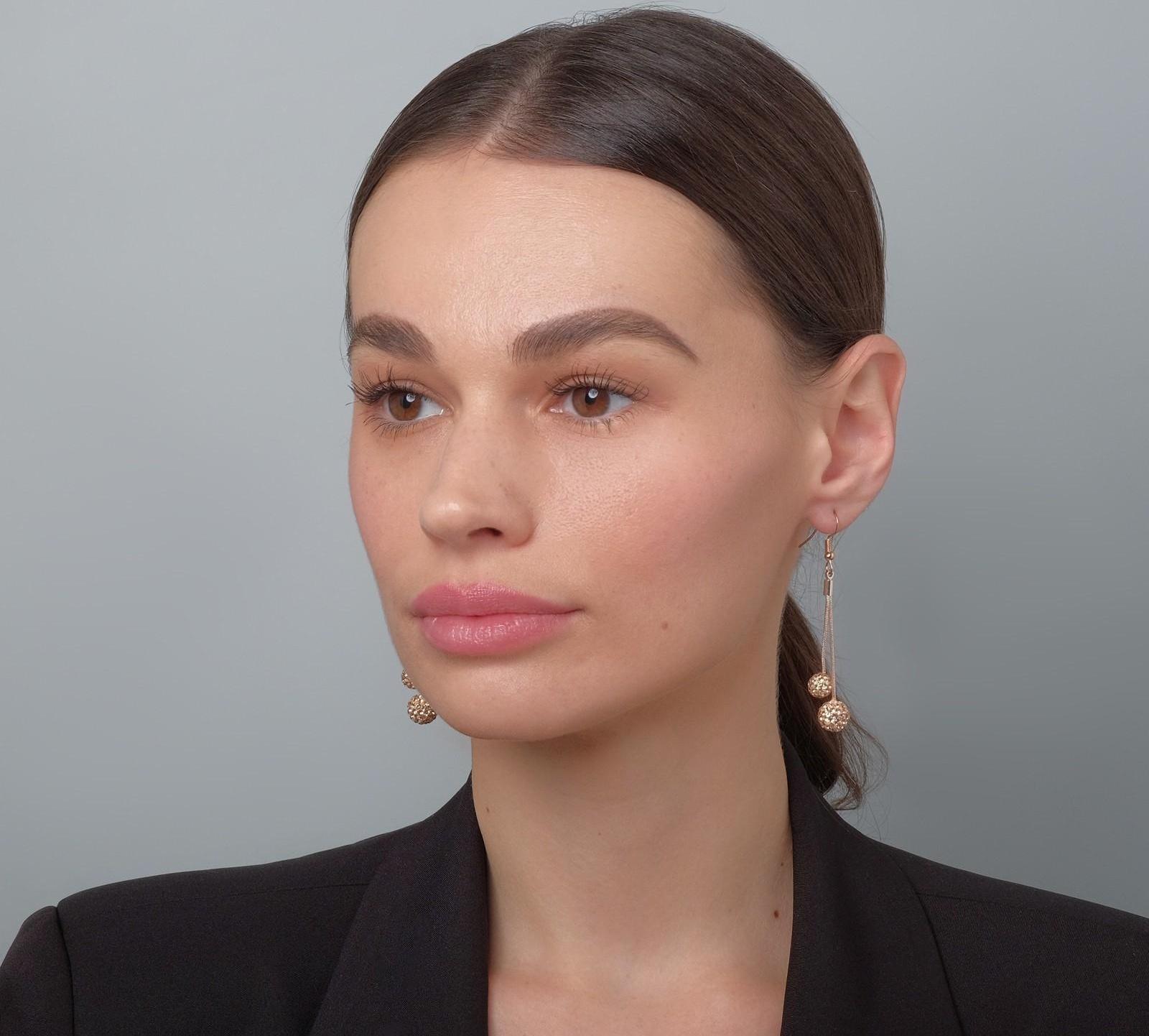 Серьги висячие со стразами 