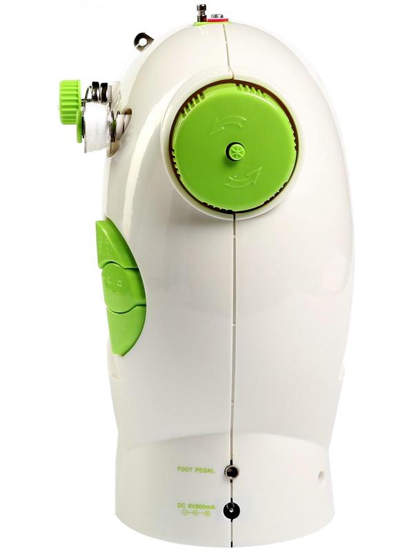 Швейная машинка FIRST FA-5700, 1 операция, полуавтомат, от батареек/сети, бело-зелёная