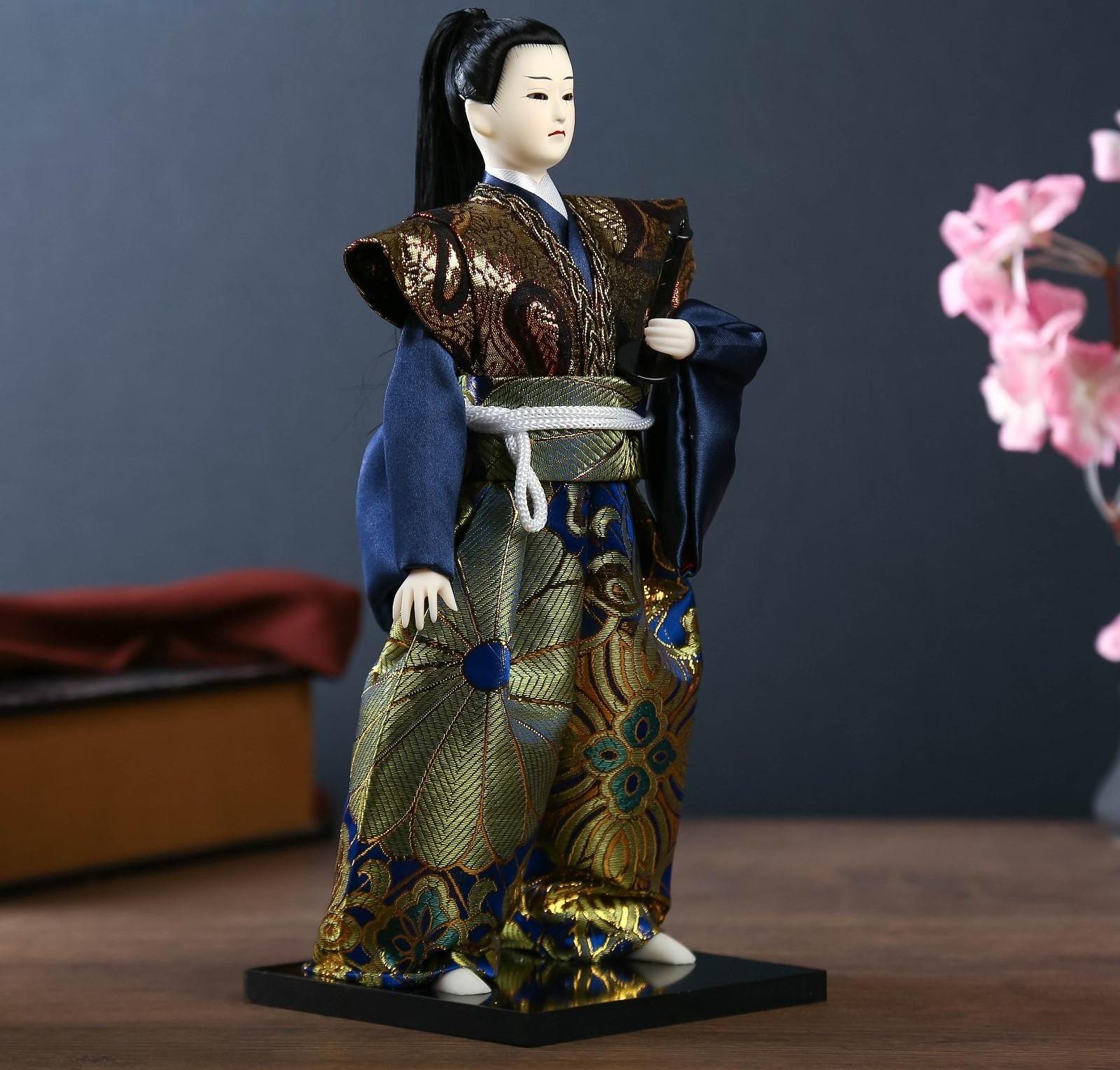 Кукла коллекционная 