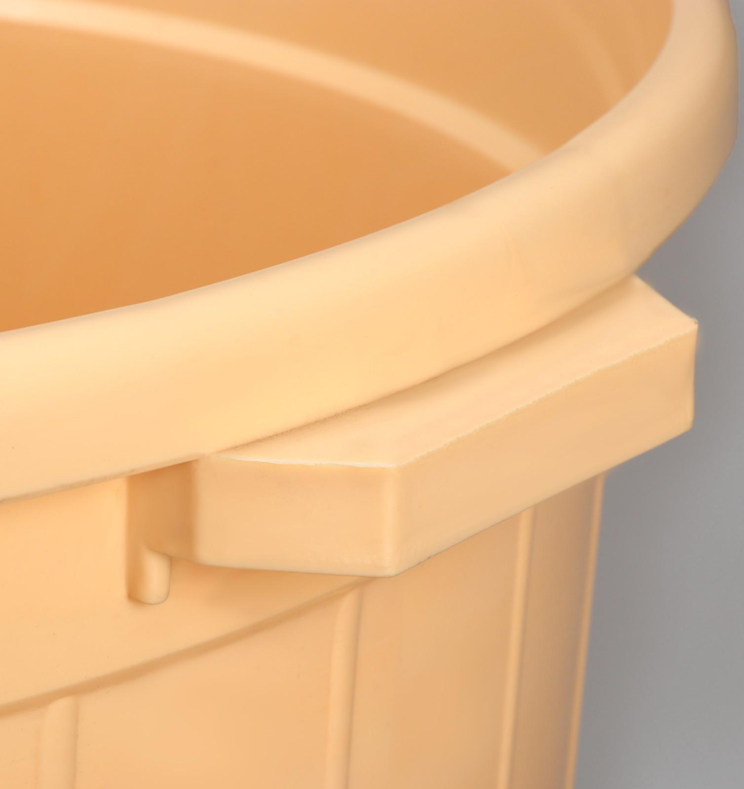 Бак пищевой, 90 л, с крышкой, цвет МИКС