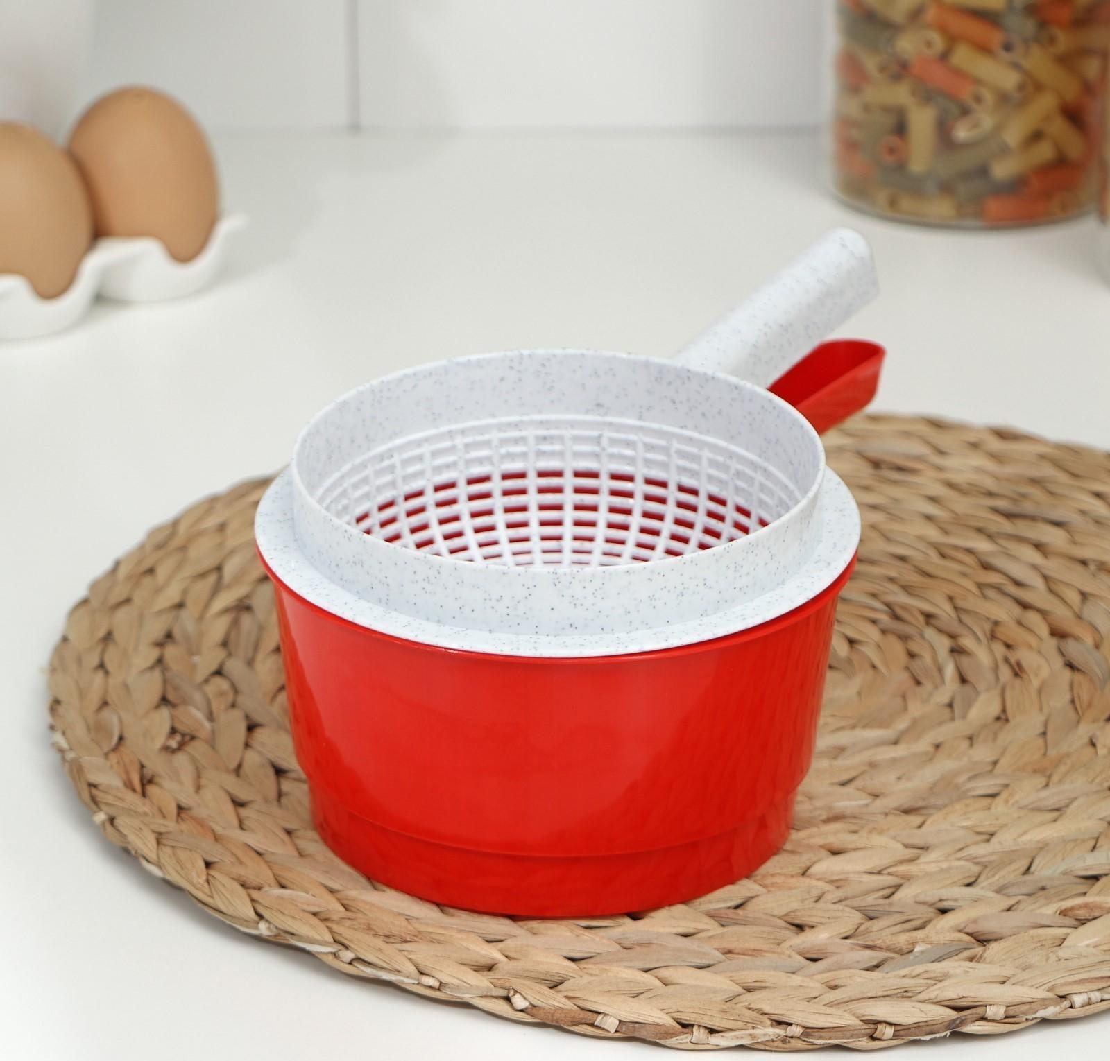 Сыродельница «Мини», d=12 см, внешний d=14 см, цвет красный