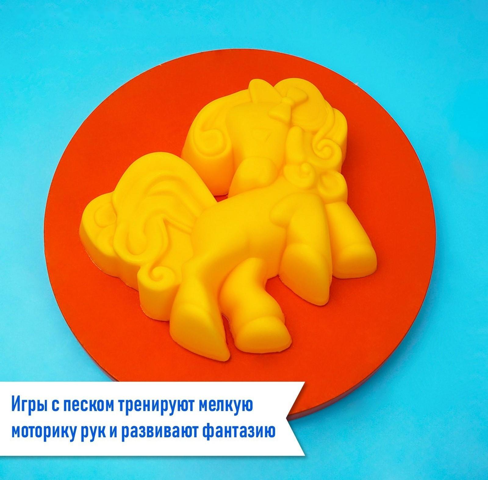 Набор для игры в песке №108 (3 формочки для песка, грабли, совок)