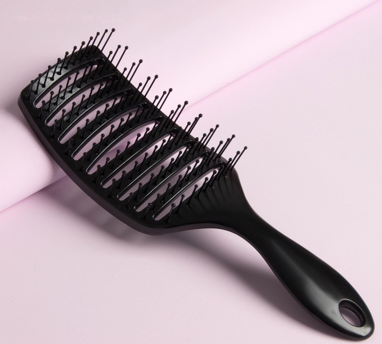 Расчёска массажная, вентилируемая, 23 × 7,5 см, цвет чёрный